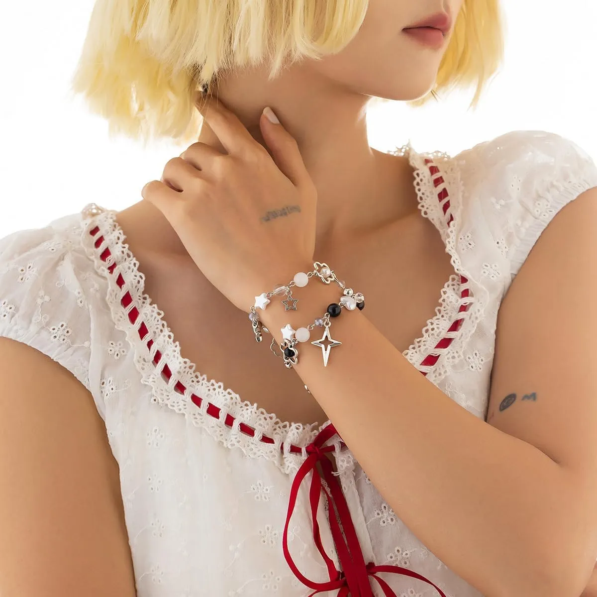 2PCS Punk Y2K Matching Bracelet for Women Men Cool Y2K Pearl Strawberry Envelope Love Heart Star Beaded Bracelets Set Aesthetic Grunge Punk Beads Bracelet for Couples Friends Jewelry Gifts