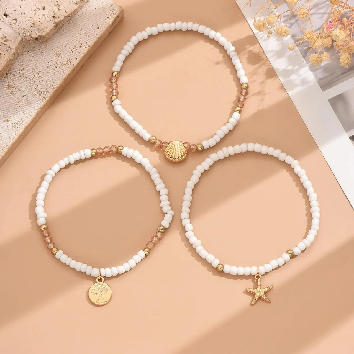 Ankle Bracelets for Women Waterproof Beach Jewelry for Women Elastic Beaded Anklets Boho Seashell Pearl Starfish Anklets for Women Foot Jewelry