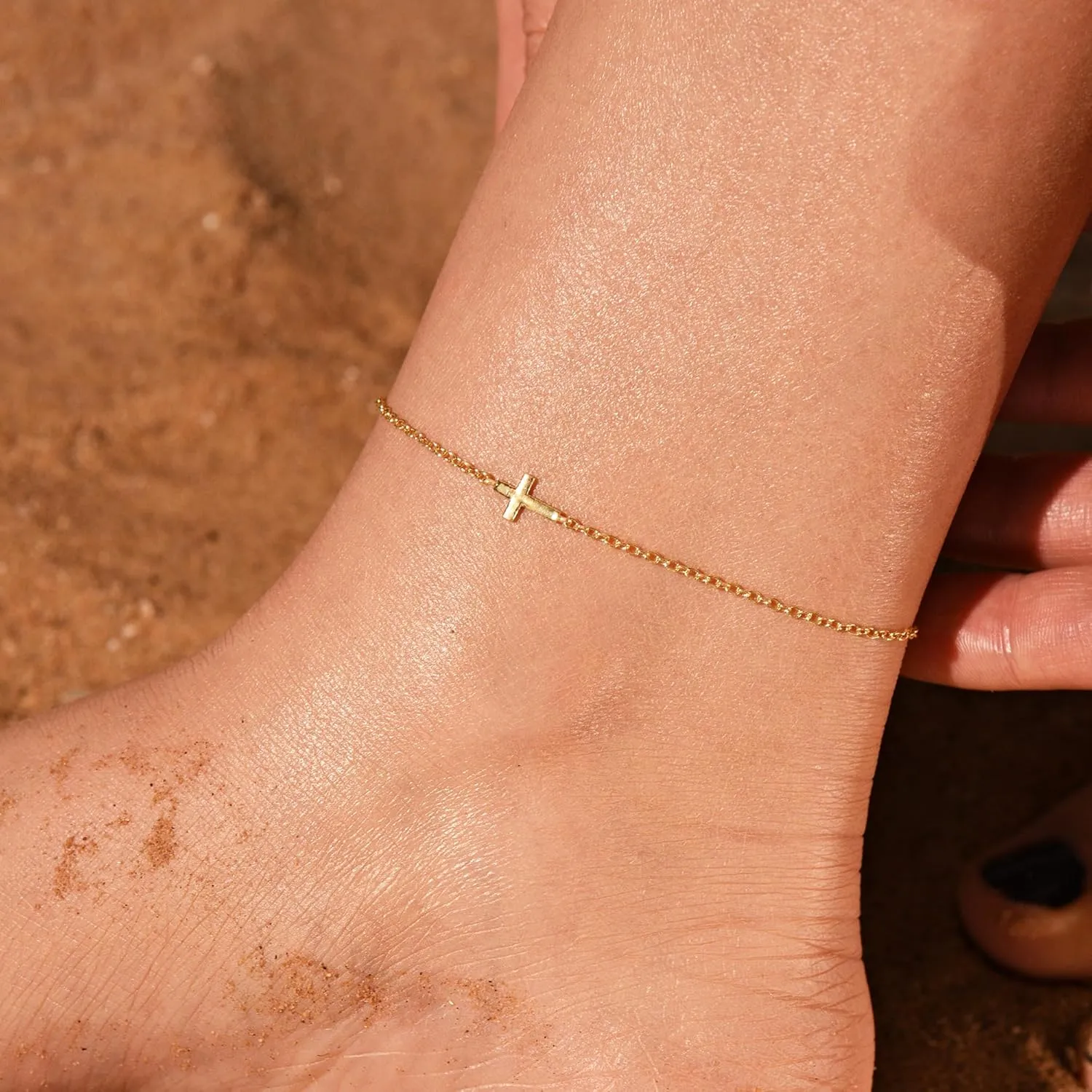 Anklets for Women 14K Gold Plated Anklets Waterproof Ankle Bracelets for Women Silver Ankle Bracelet Layered Cross Satellite Bowknot Flower Pearl Beach Anklets Cute Jewelry Gift