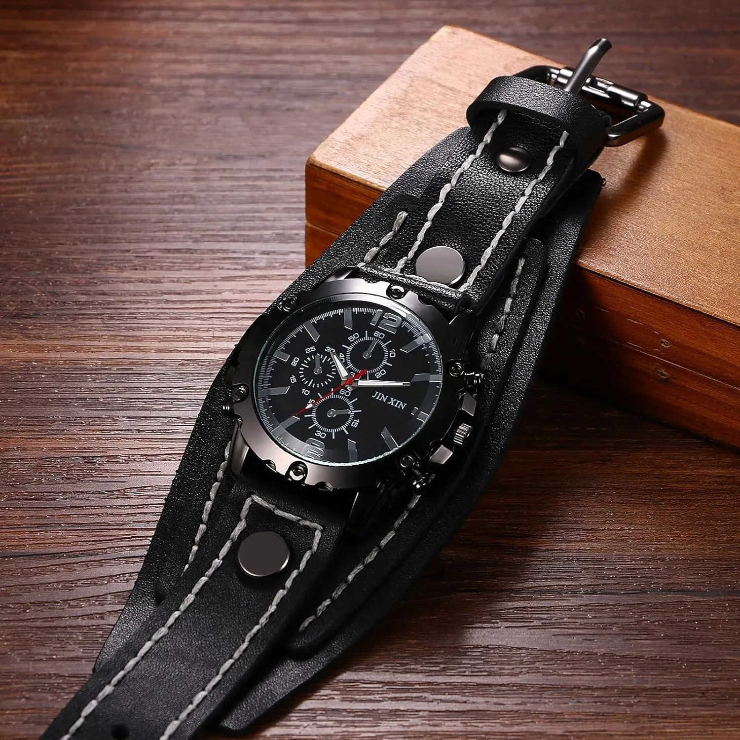 Avaner Men's Punk Leather Watches: Retro Vintage Steampunk Wide Band Quartz Cuff Wrsit Watches