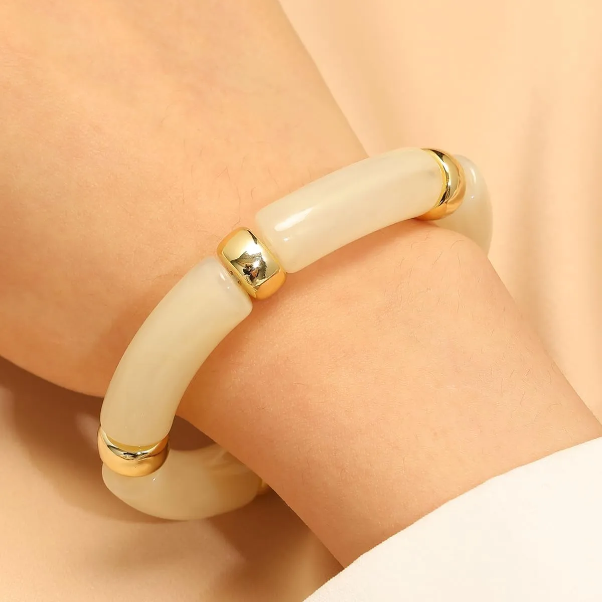 Chunky Resin Bamboo Tube Bracelets for Women Vintage Curved Acrylic Bracelet Stretchable Friendship Gold Bracelets Boho Summer Beach Wedding Jewelry