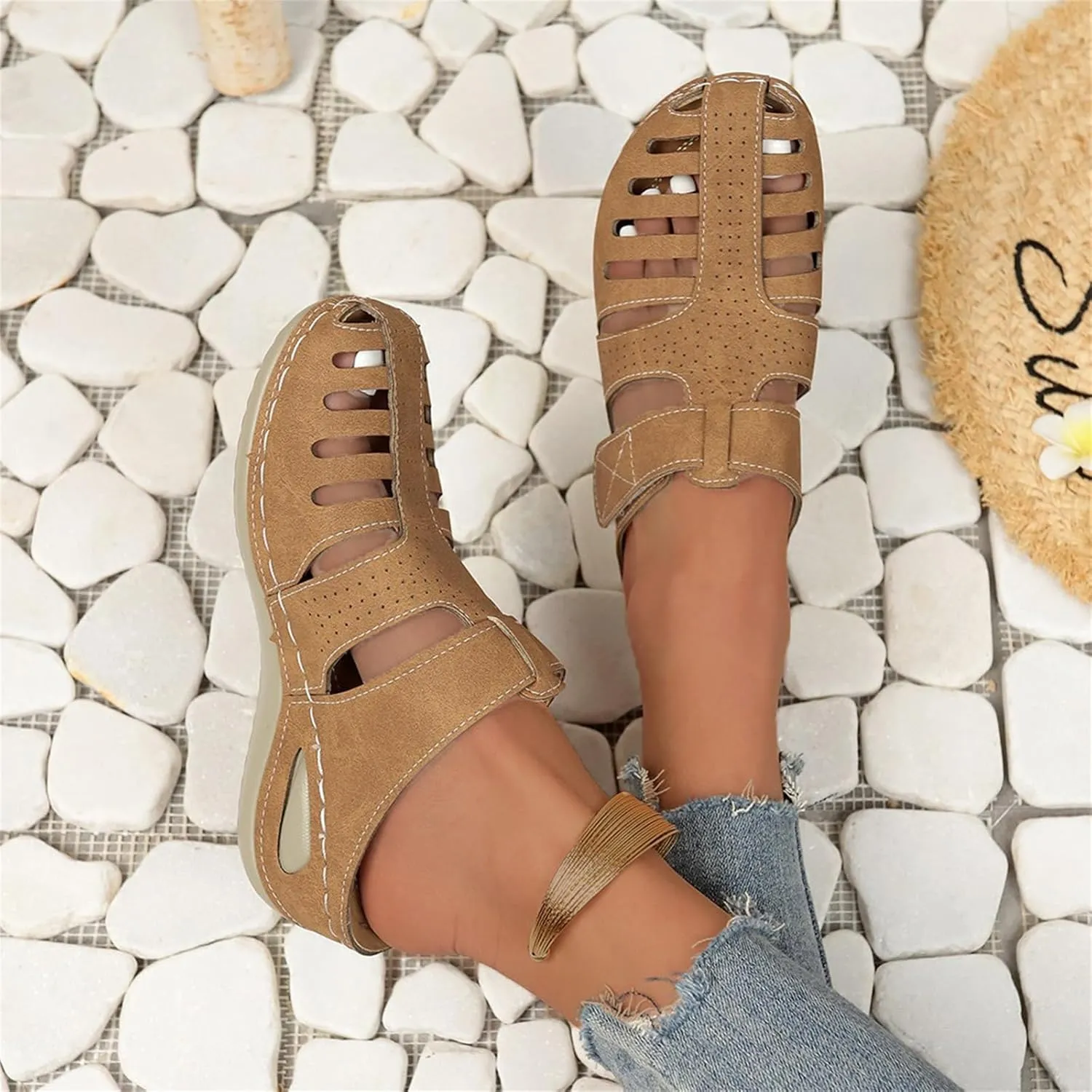 Clogs for Women Mules Shoes Casual Hollow Closed Toe Platform Sandals Breathable Sandals with Arch Support Summer Beach Rome Shoes