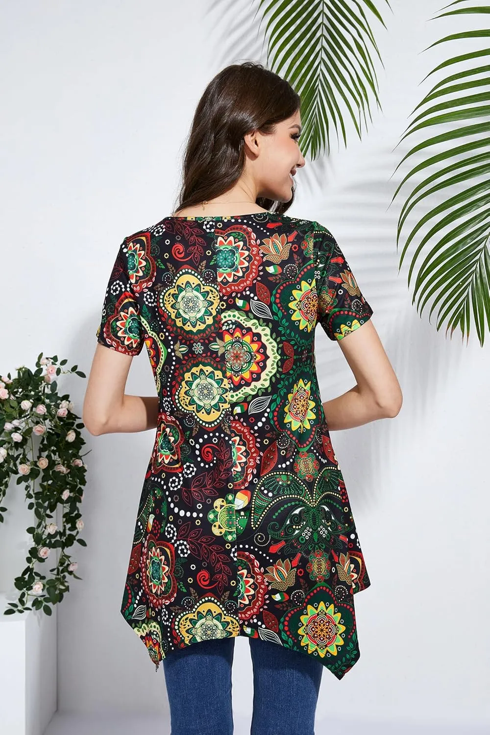 ENMAIN Womens Tunic Tops Short Sleeve Plus Size Summer Tunic Tops to Wear with Leggings Printed T-Shirt Floral Blouses