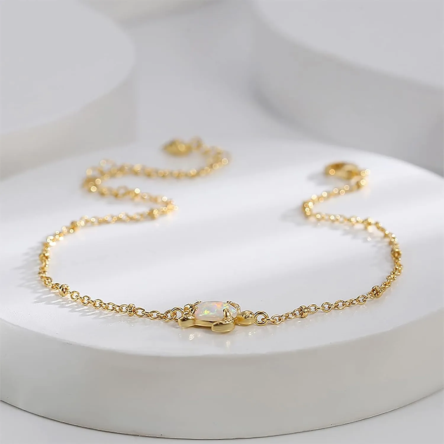 Gold Anklets for Women 18K Gold Plated Adjustable Summer Simple Foot Jewelry Ankle Bracelet for Women