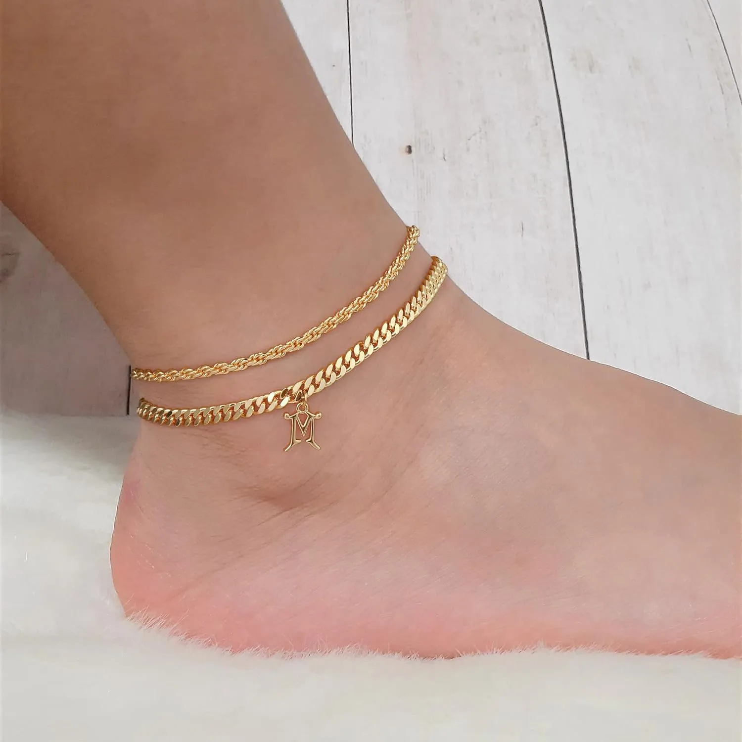 Gold Initial Ankle Bracelets for Women 14K Gold Plated Initial Charm Gold Anklets for Women Rope Figaro Cuban Chain Initial Anklet Bracelets for Women Cuban Link Chain Anklet Gold Jewelry for Women