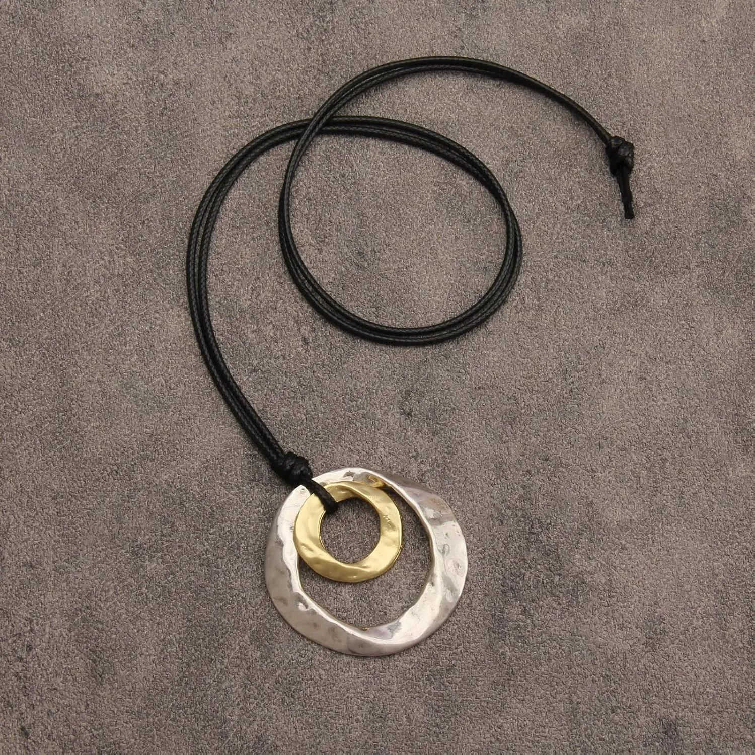 Jeilwiy Leather Necklace For Women Funky Necklace Choker String Cord Necklace with Pendant Boho Style Jewelry
