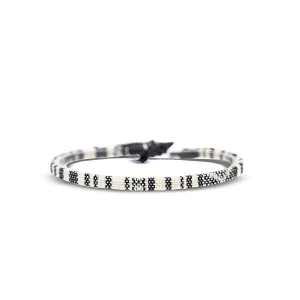 Made by Nami Surfer Anklet for Men and Women Waterproof and Adjustable Surfer Ankle Bracelet String Ankle Bracelet Beach Accessory for Ethnic Hippie Style (White)