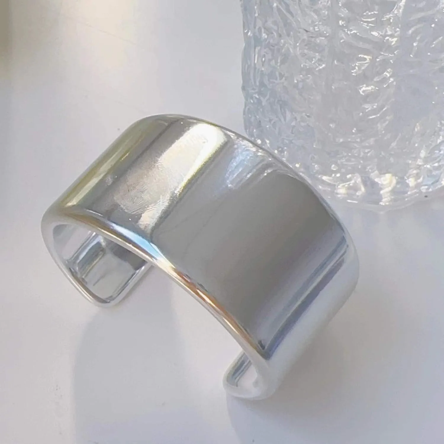 Pingyongchang Gold Silver Acrylic Resin Geometric Cuff Bracelets Punk Cool Wide Open Wristbands Bangle Bracelet for Women Vintage Jewelry Gift
