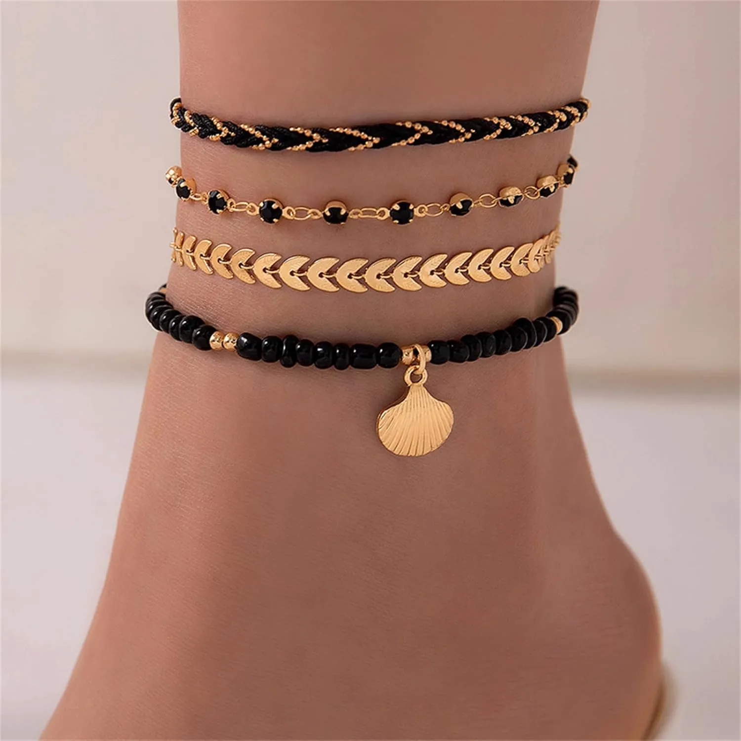 Puka Shell Starfish Anklets for Women Waterproof Layered Beachy Anklet Set Gold Charm Anklet Adjustable Handmade Beaded Foot Link Chain Boho Jewelry Set