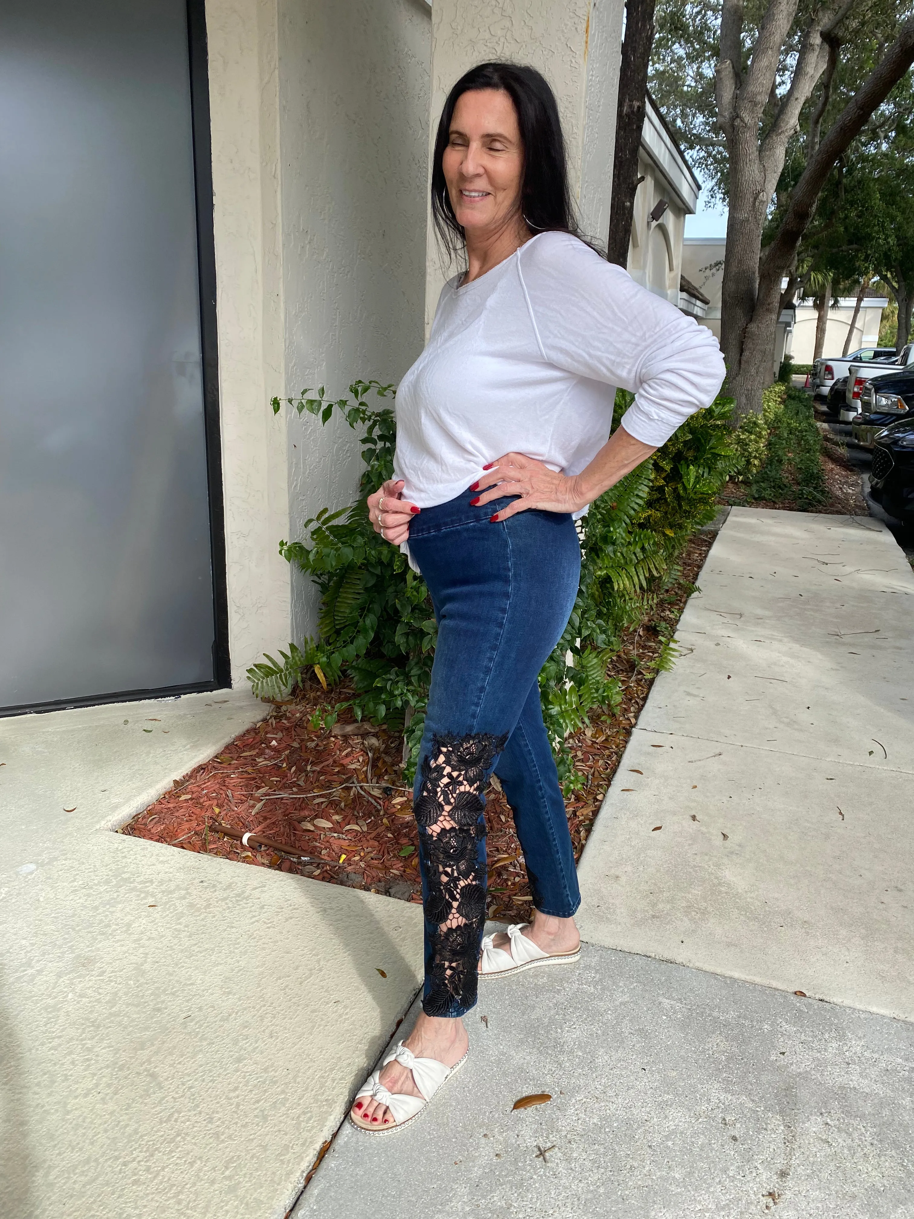 Pull on with Lace Detail