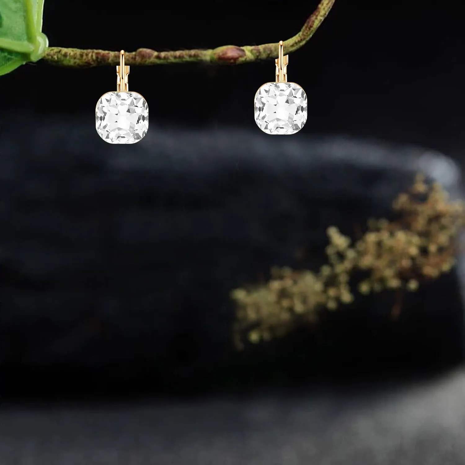 Sparkly Crystal Square Leverback Earrings Rhinestone Geometry Dangle Drop Earrings For Women Brides Bridesmaids Weddings