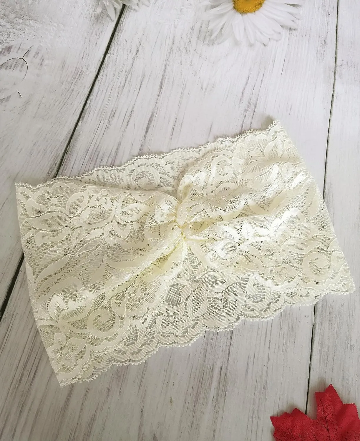 Stretch Headbands for Women Lace Headcovering for Women Lace Headwrap (Fine-Looking Champagne)
