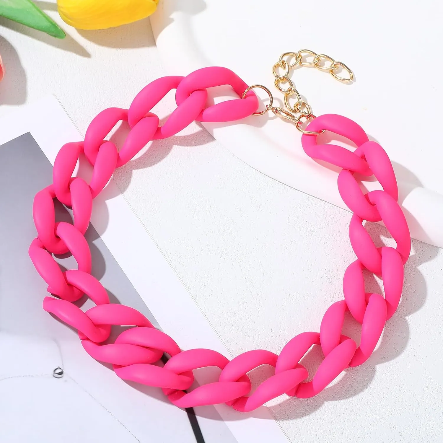 Tondiamo Chunky Resin Link Chain Necklace Acrylic Choker Necklace Thick Statement Colorful Rock Music Chain for Women 80s Party Jewelry Gift