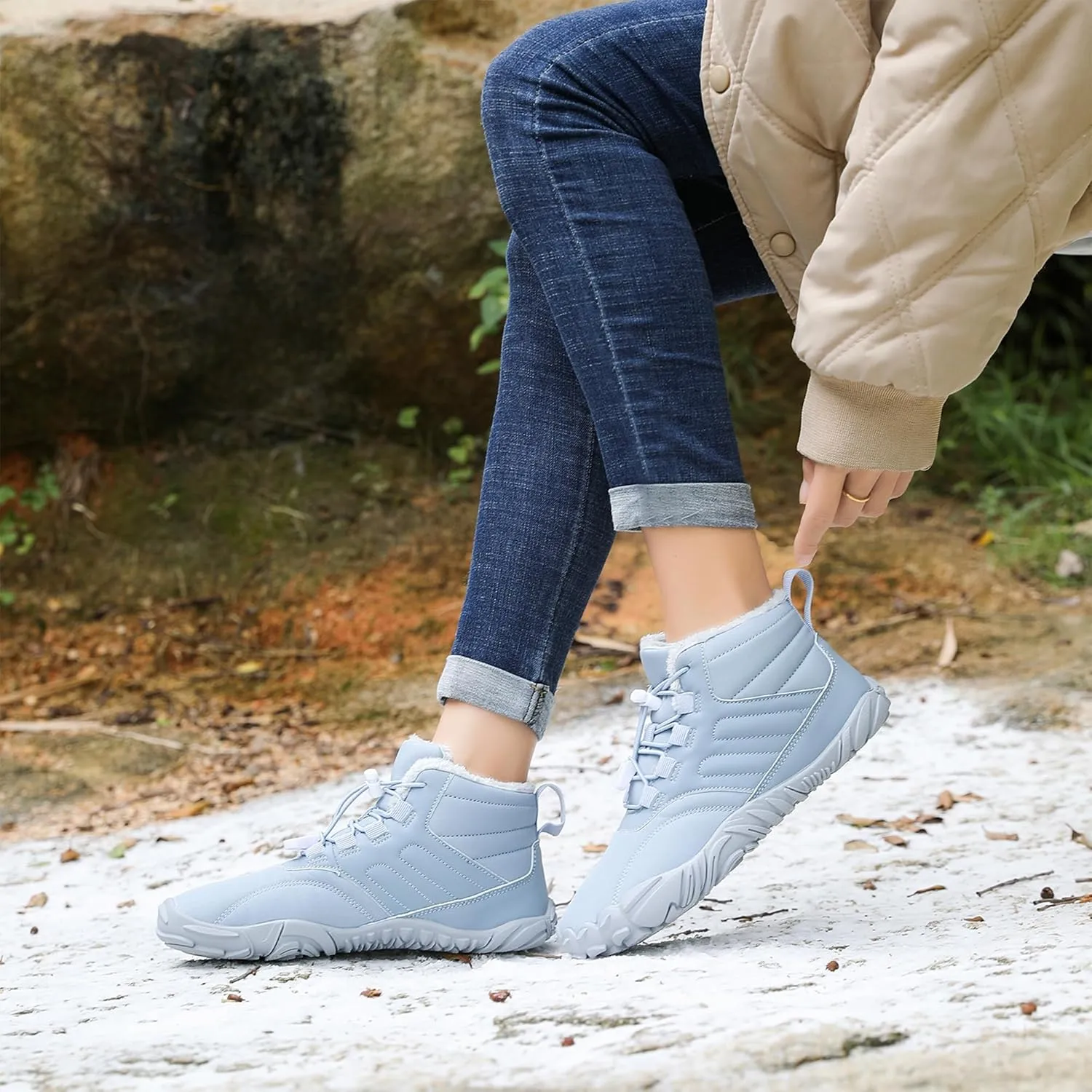 Unisex Winter Snow Sneakers - Solid Color, Slip-Resistant, Warm Fabric-Lined Mesh Upper, Rubber Sole, Cushioned Fabric Insole, Hiking and Walking Shoes for Men and Women