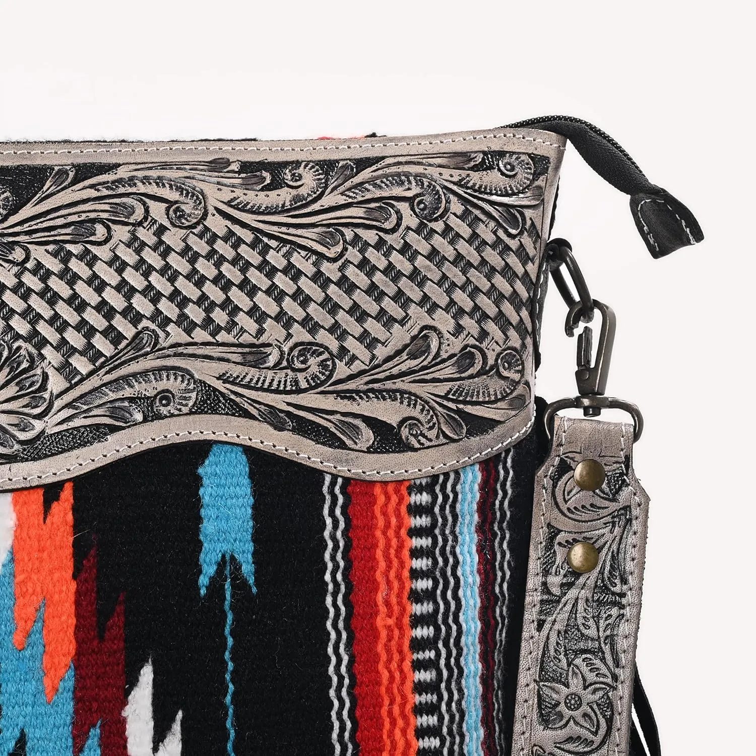 Women??s Cowhide Leather Crossbody Bag ?C Western Style Purse with Tooled Leather Accents and Adjustable Strap