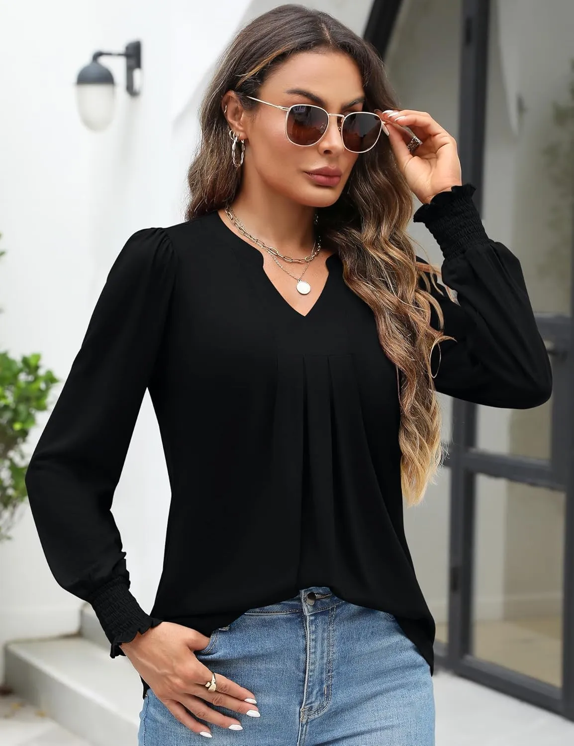 Womens V Neck Long Sleeve Blouses Tops 2024 Fall Fashion Ruffle Cuffs Dressy Casual T-Shirts